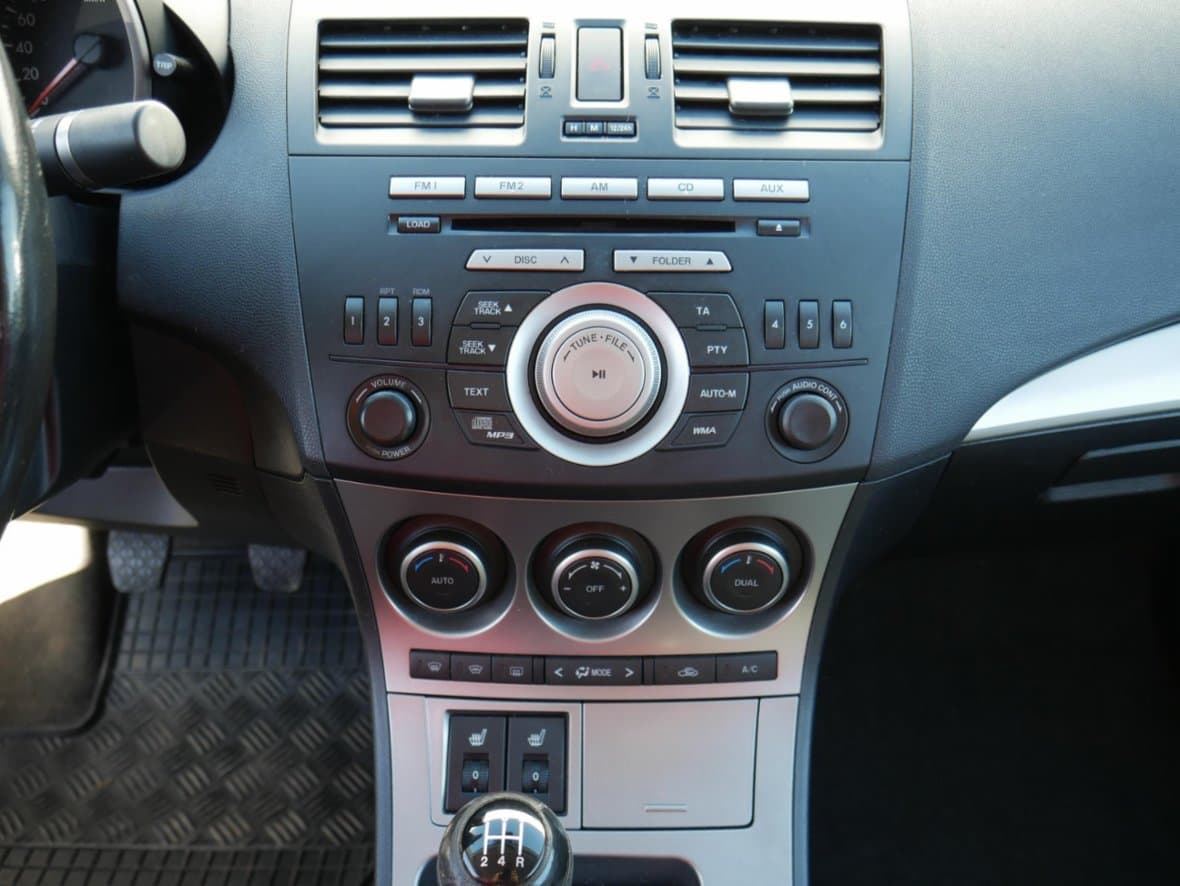 2010 Mazda 3 - 14