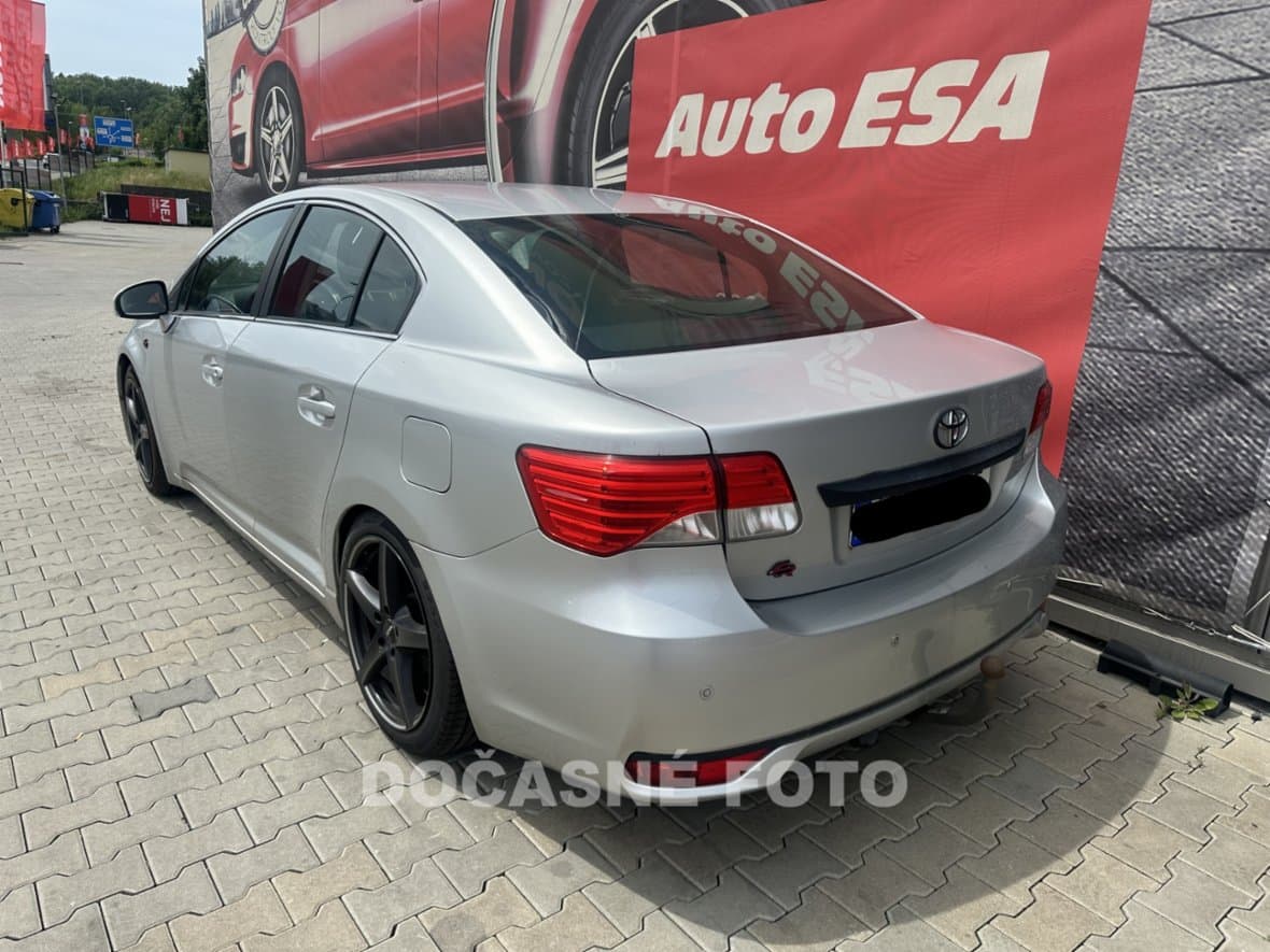 2013 Toyota AVENSIS - 2