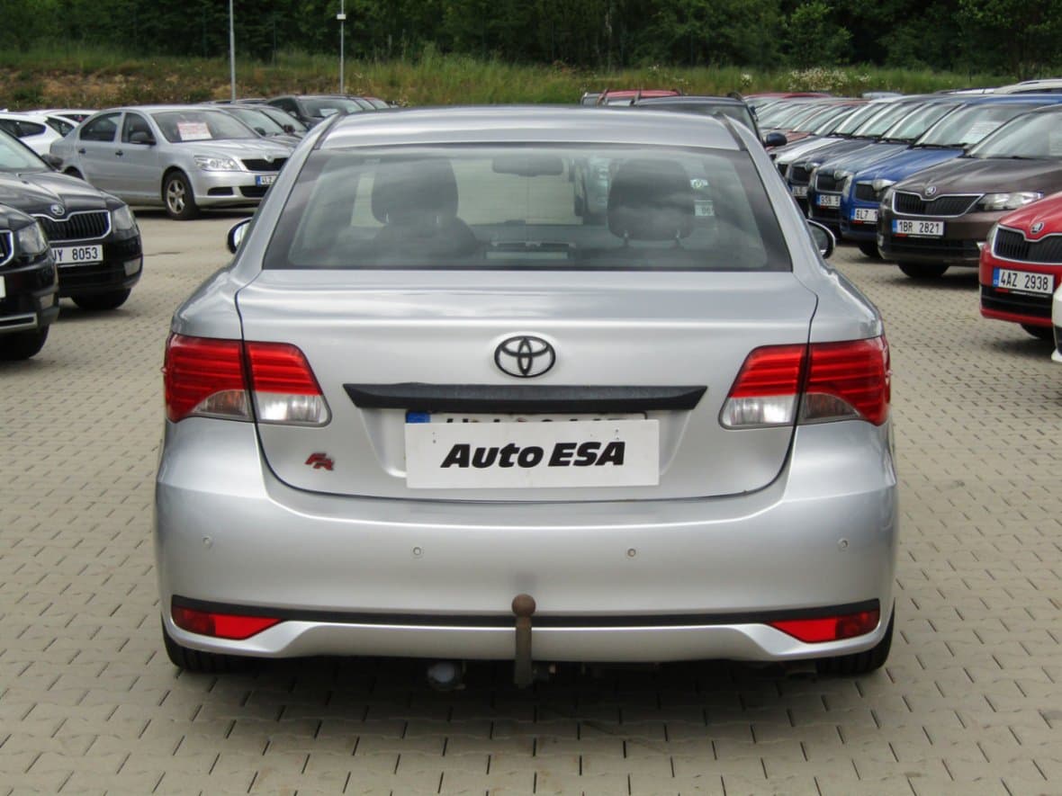 2013 Toyota AVENSIS - 5