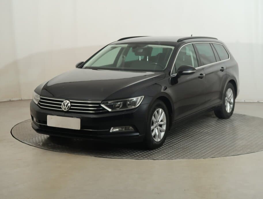 2016 Volkswagen PASSAT - 3