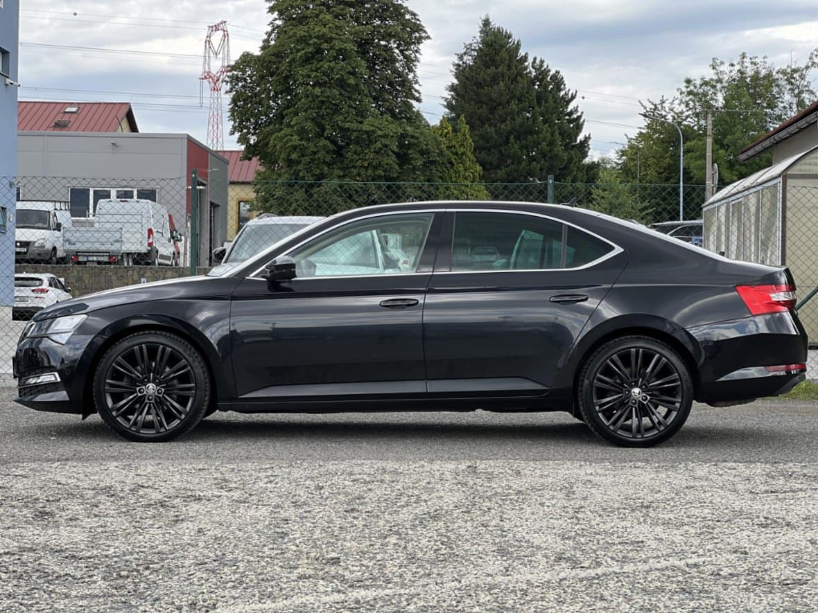 2022 Škoda SUPERB - 4