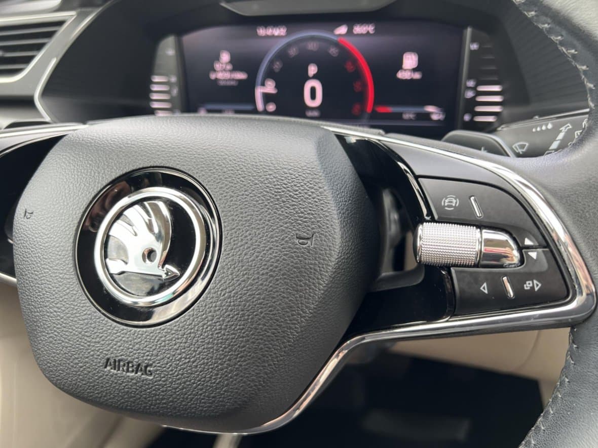 2022 Škoda SUPERB - 19