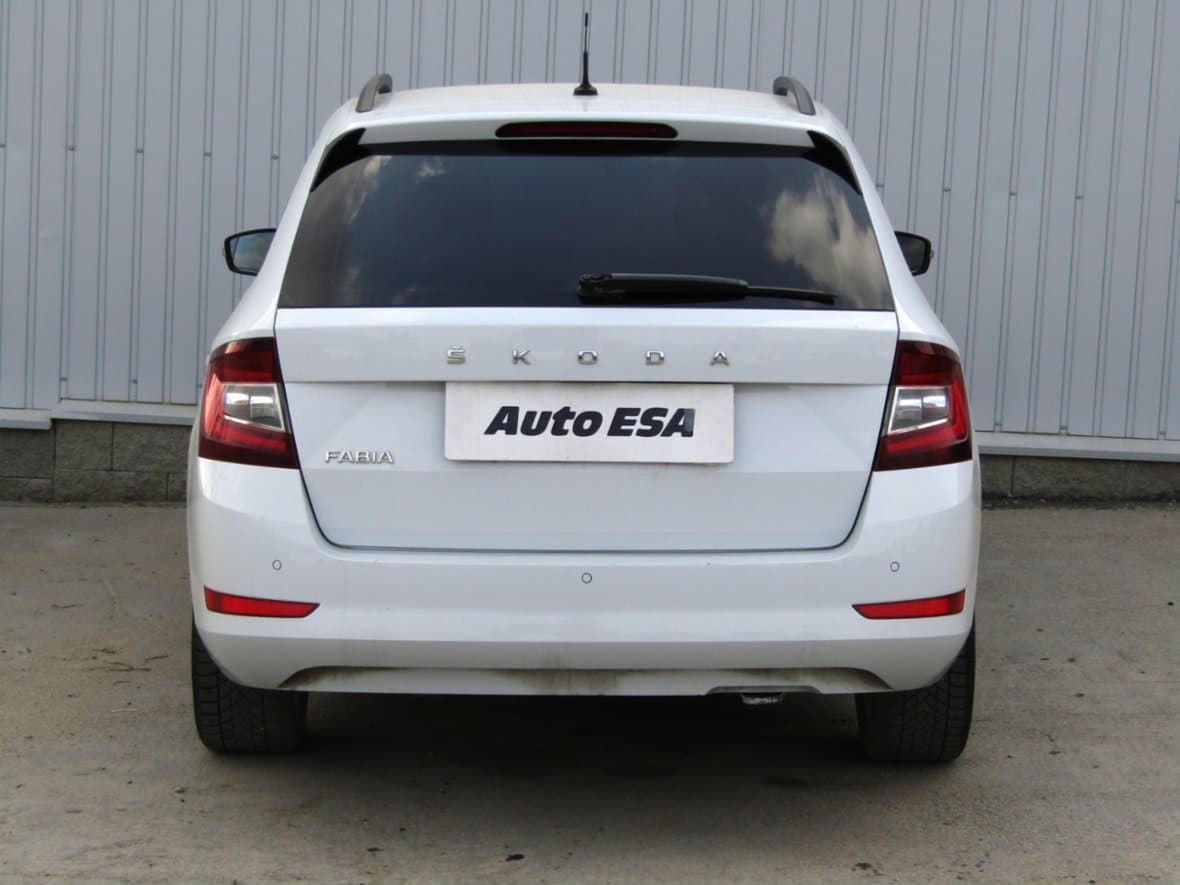2022 Škoda FABIA - 5