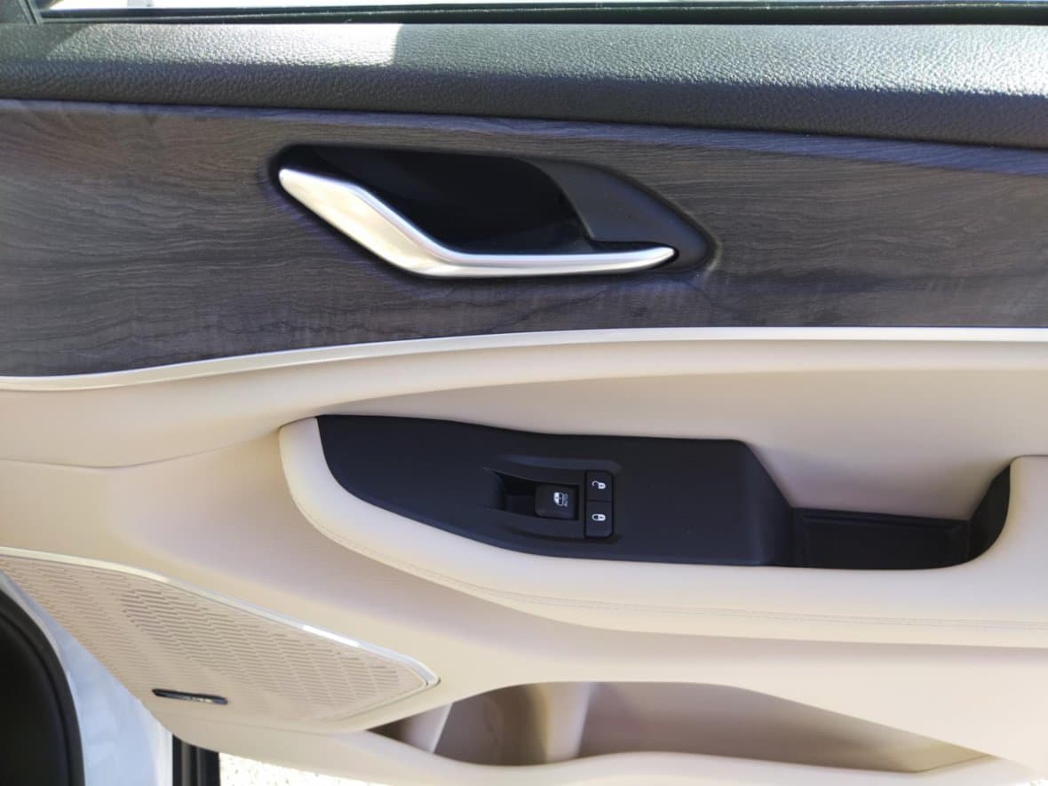 2024 Jeep Ostatní - 12