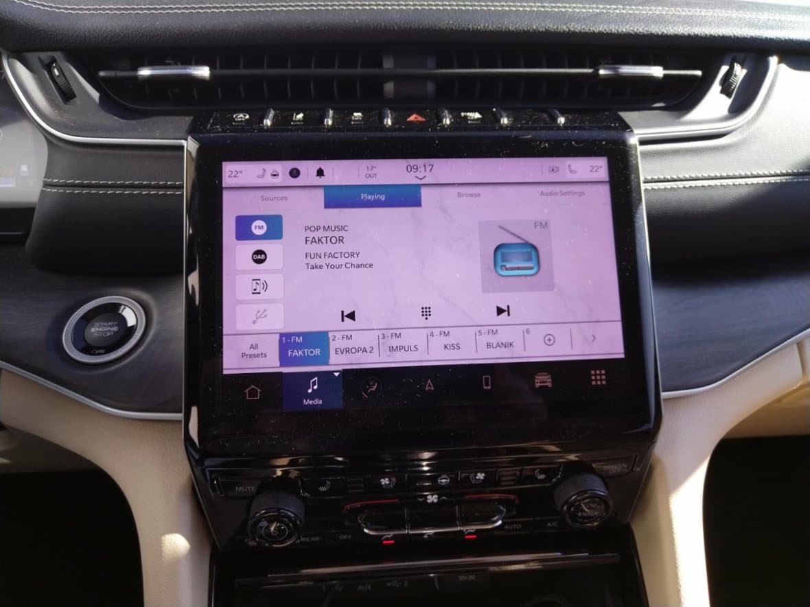 2024 Jeep Ostatní - 19