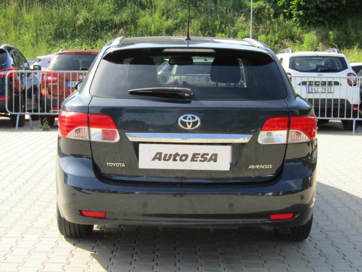 2013 Toyota AVENSIS - 5