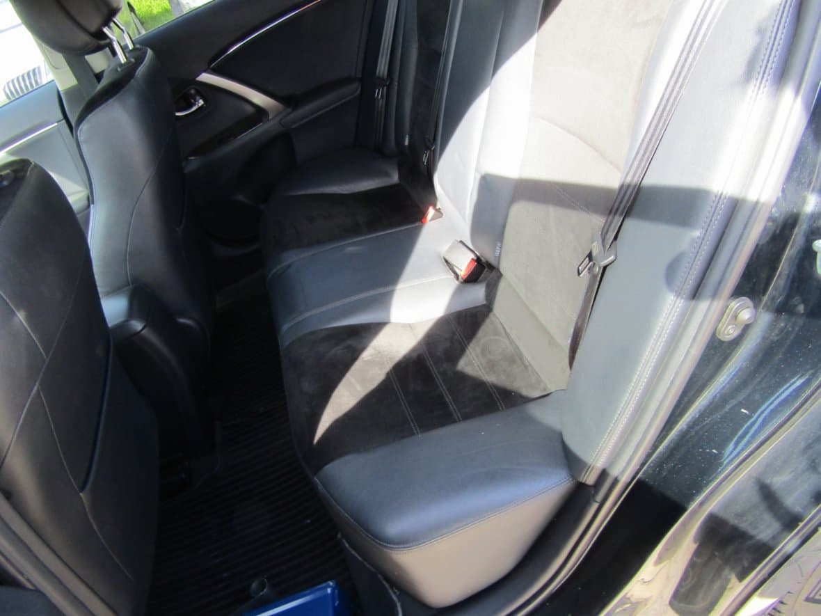 2013 Toyota AVENSIS - 10