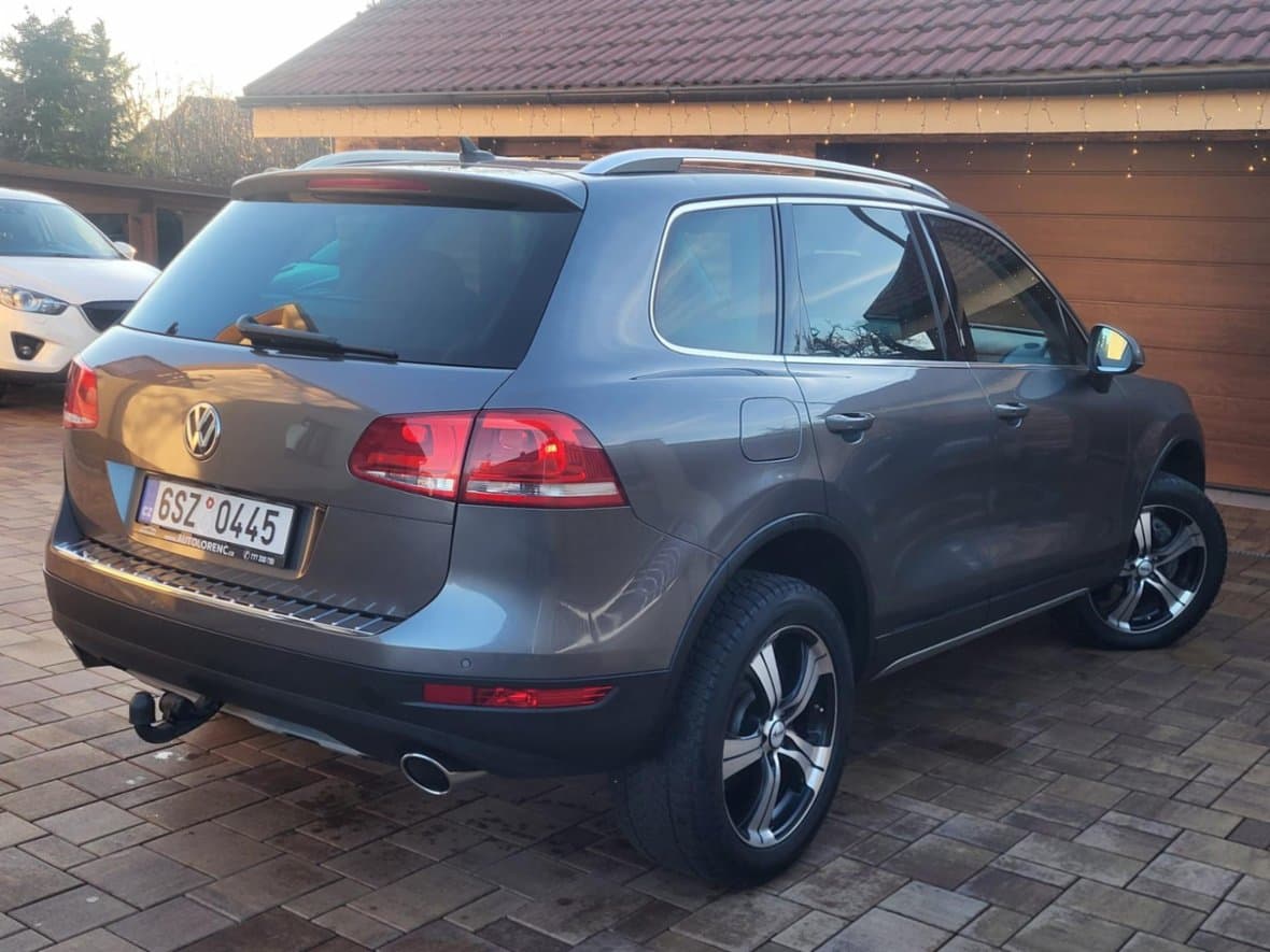 2013 Volkswagen TOUAREG - 5