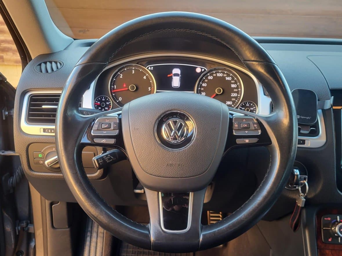 2013 Volkswagen TOUAREG - 15