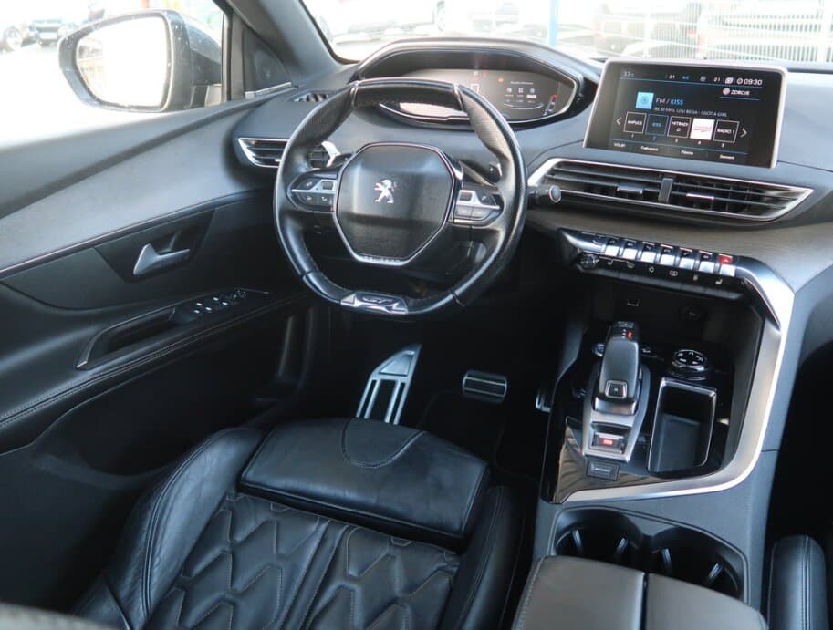 2018 Peugeot 5008 - 9