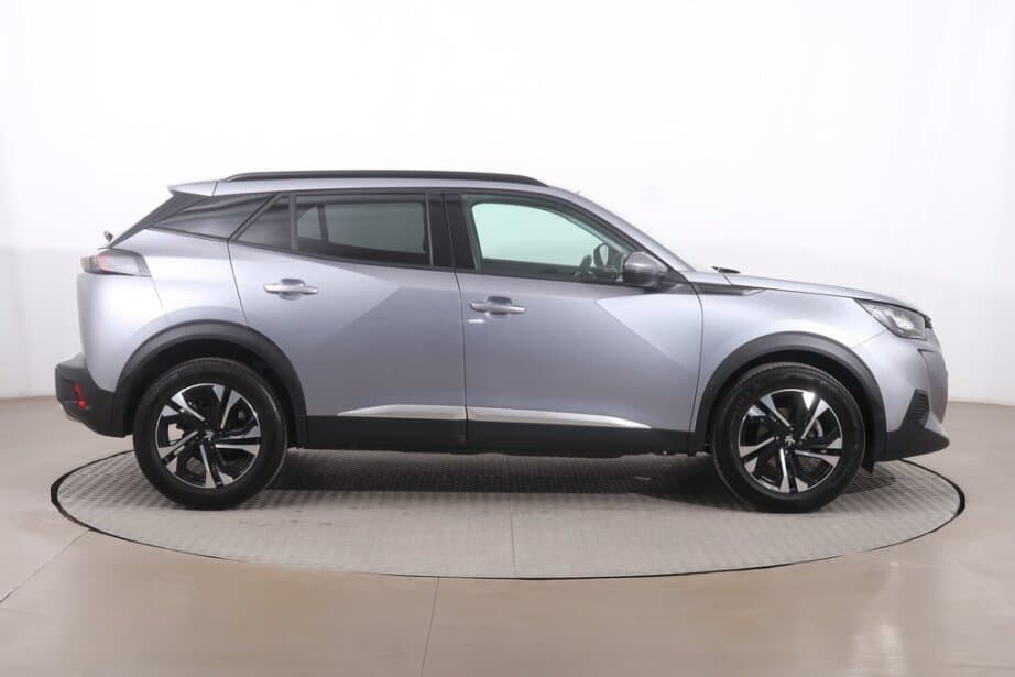 2020 Peugeot 2008 - 8