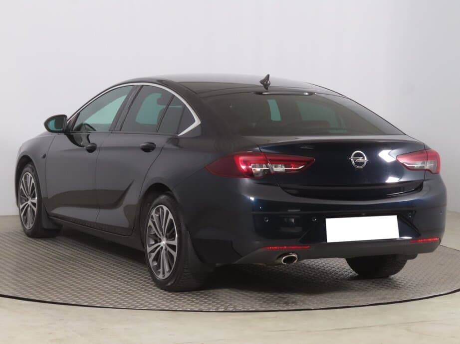 2018 Opel INSIGNIA - 5