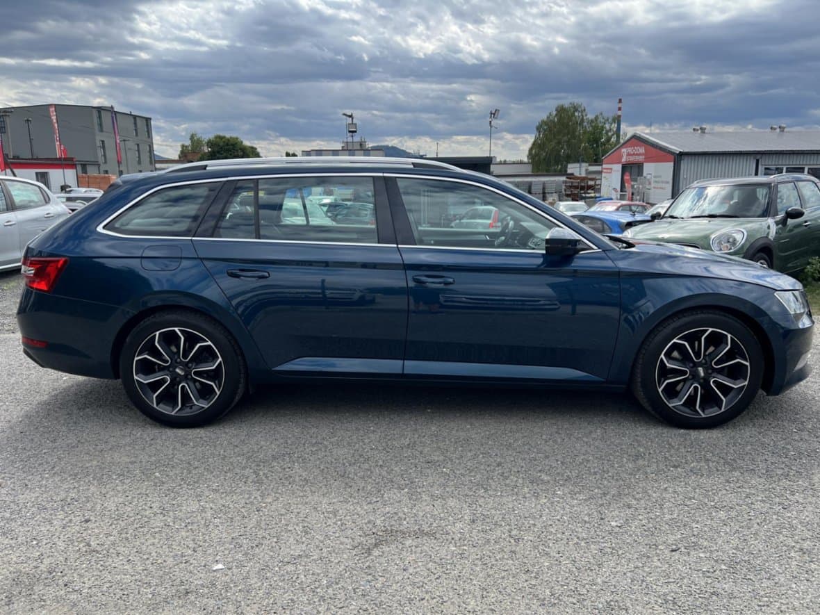 2016 Škoda SUPERB - 8