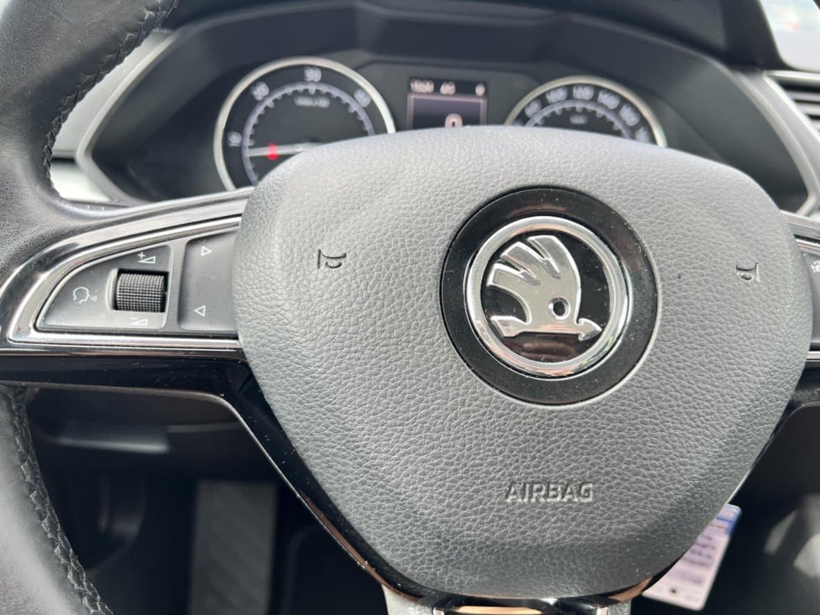 2016 Škoda SUPERB - 14