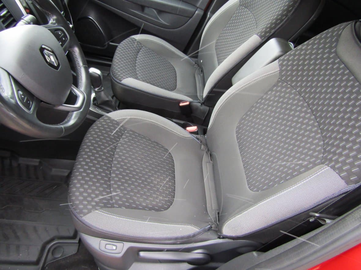 2019 Renault CAPTUR - 9