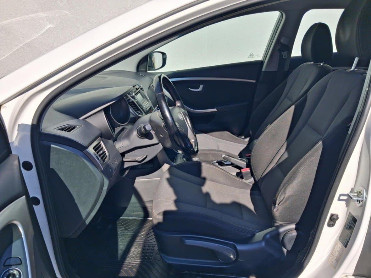 2013 Hyundai i30 - 21