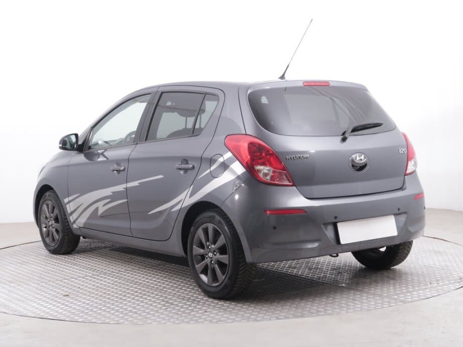 2014 Hyundai i20 - 5