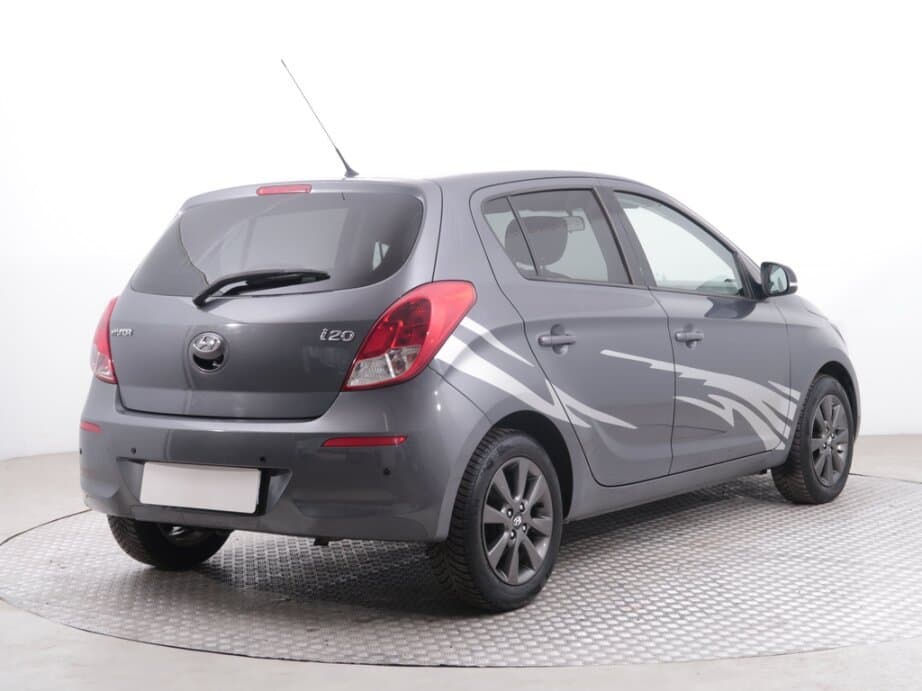 2014 Hyundai i20 - 7