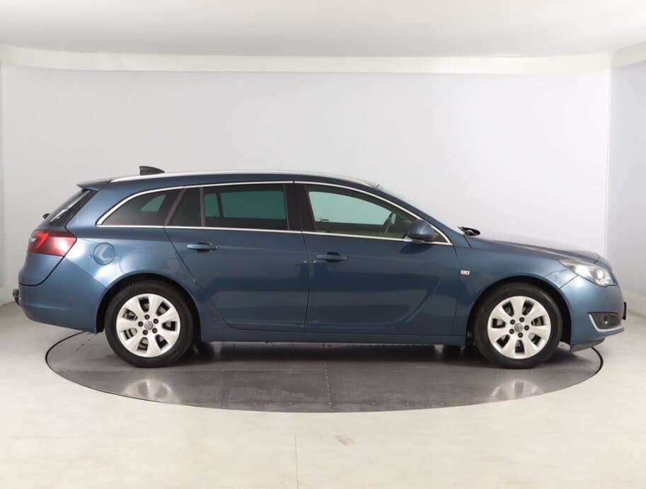 2015 Opel INSIGNIA - 8
