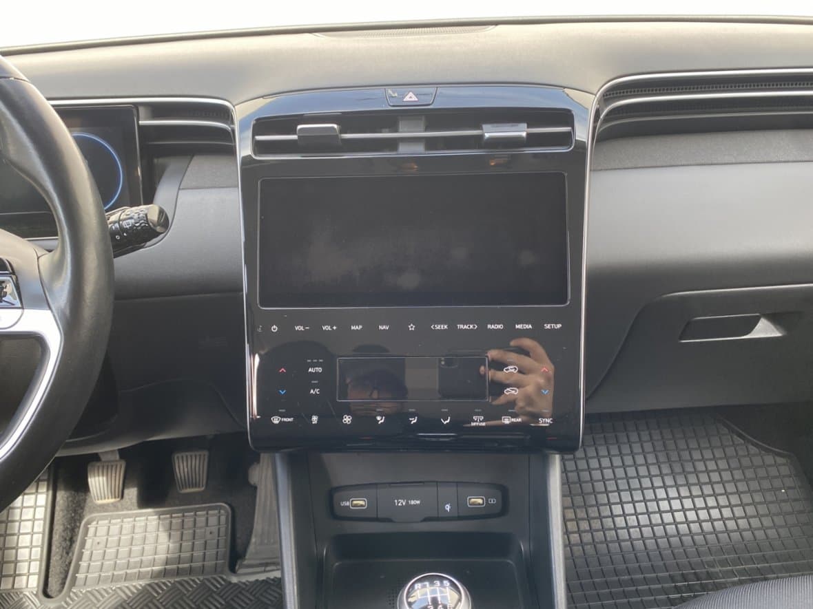 2021 Hyundai TUCSON - 12