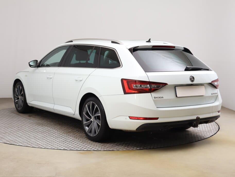 2017 Škoda SUPERB - 5