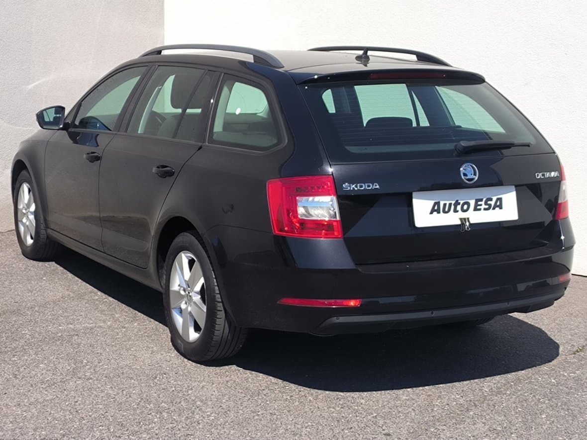 2019 Škoda OCTAVIA - 11