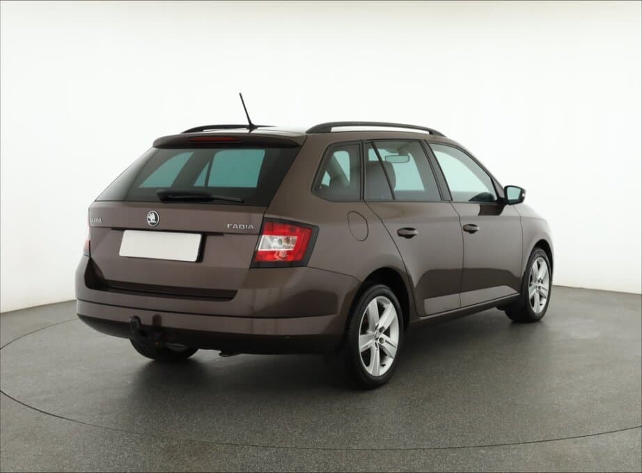 2016 Škoda FABIA - 7