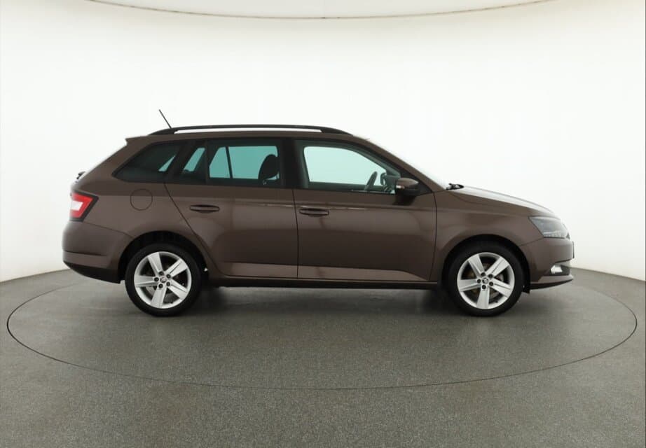 2016 Škoda FABIA - 8