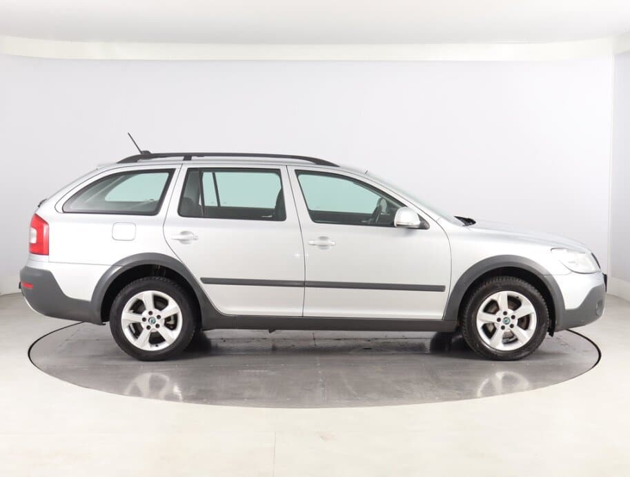 2012 Škoda OCTAVIA - 8