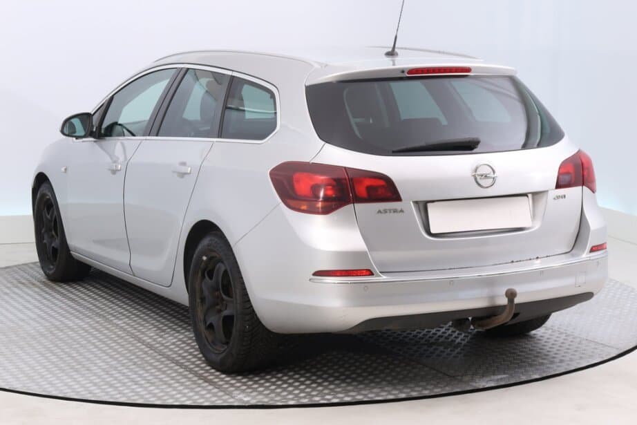 2013 Opel ASTRA - 5