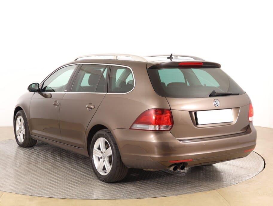 2011 Volkswagen GOLF - 5