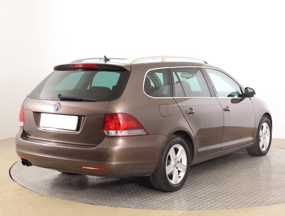 2011 Volkswagen GOLF - 7