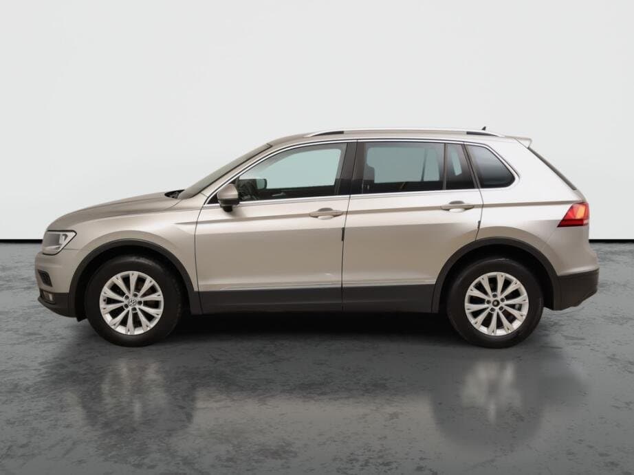 2017 Volkswagen TIGUAN - 4