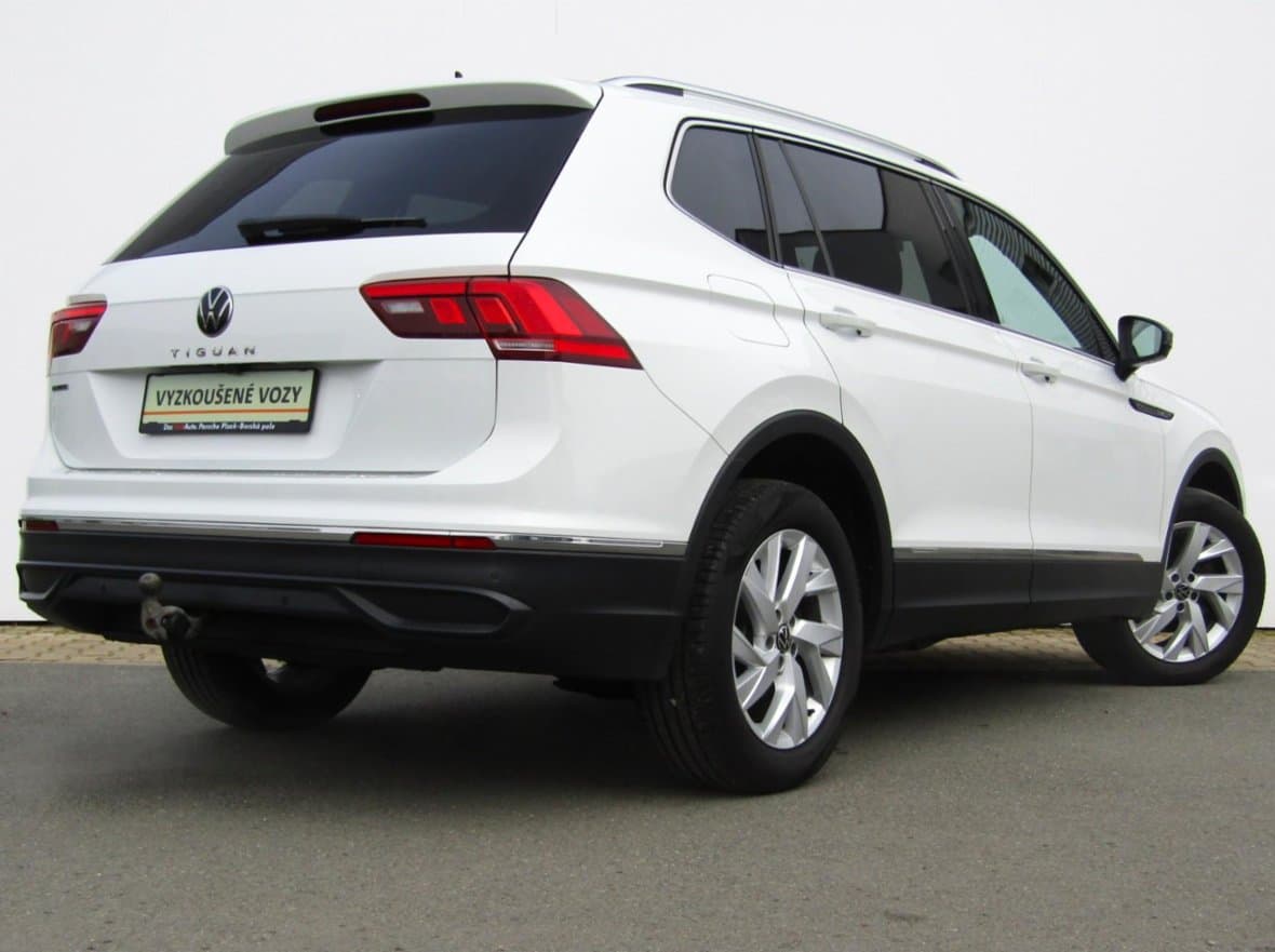 2022 Volkswagen Tiguan - 10