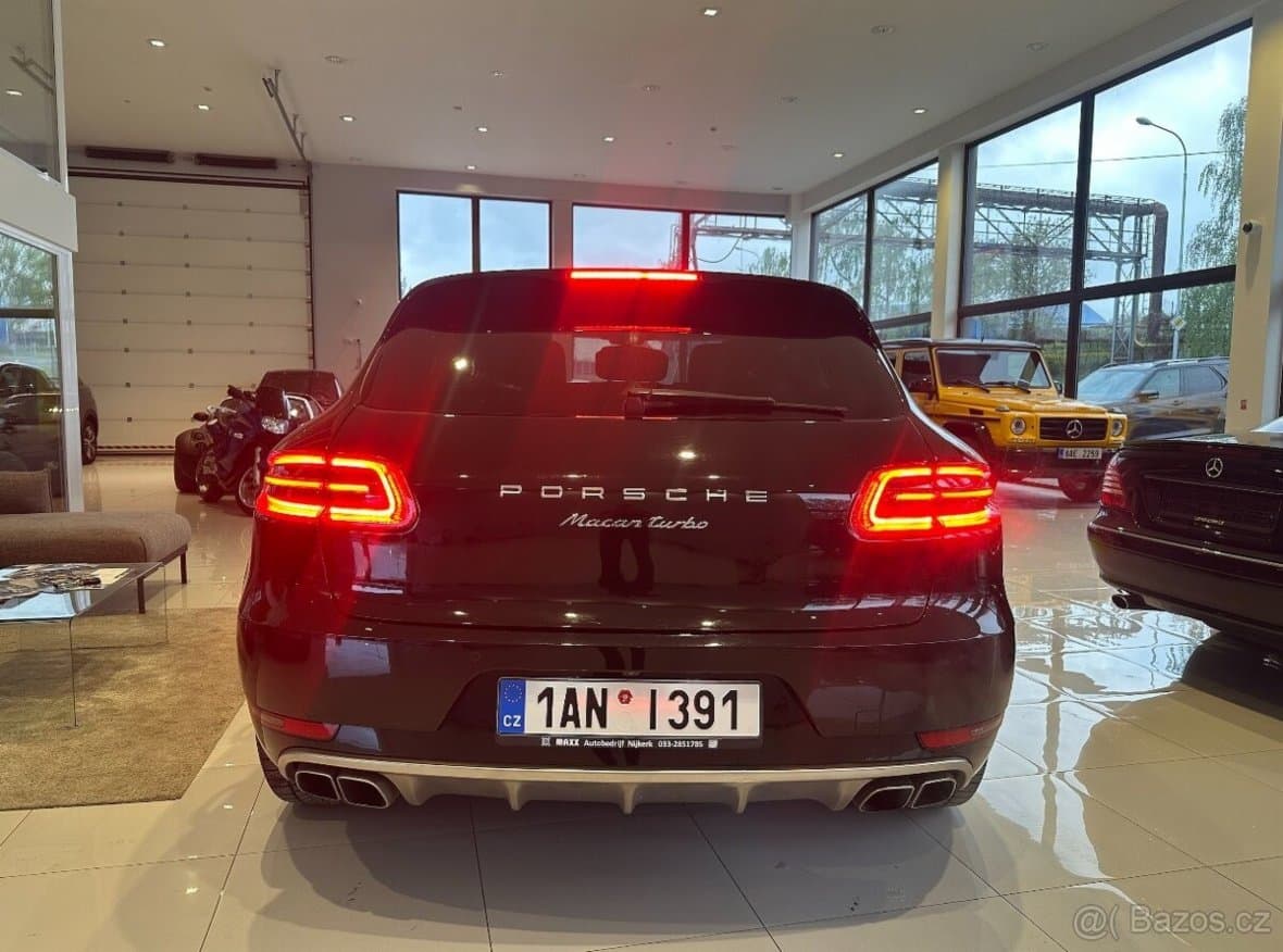 Porsche MACAN - 3