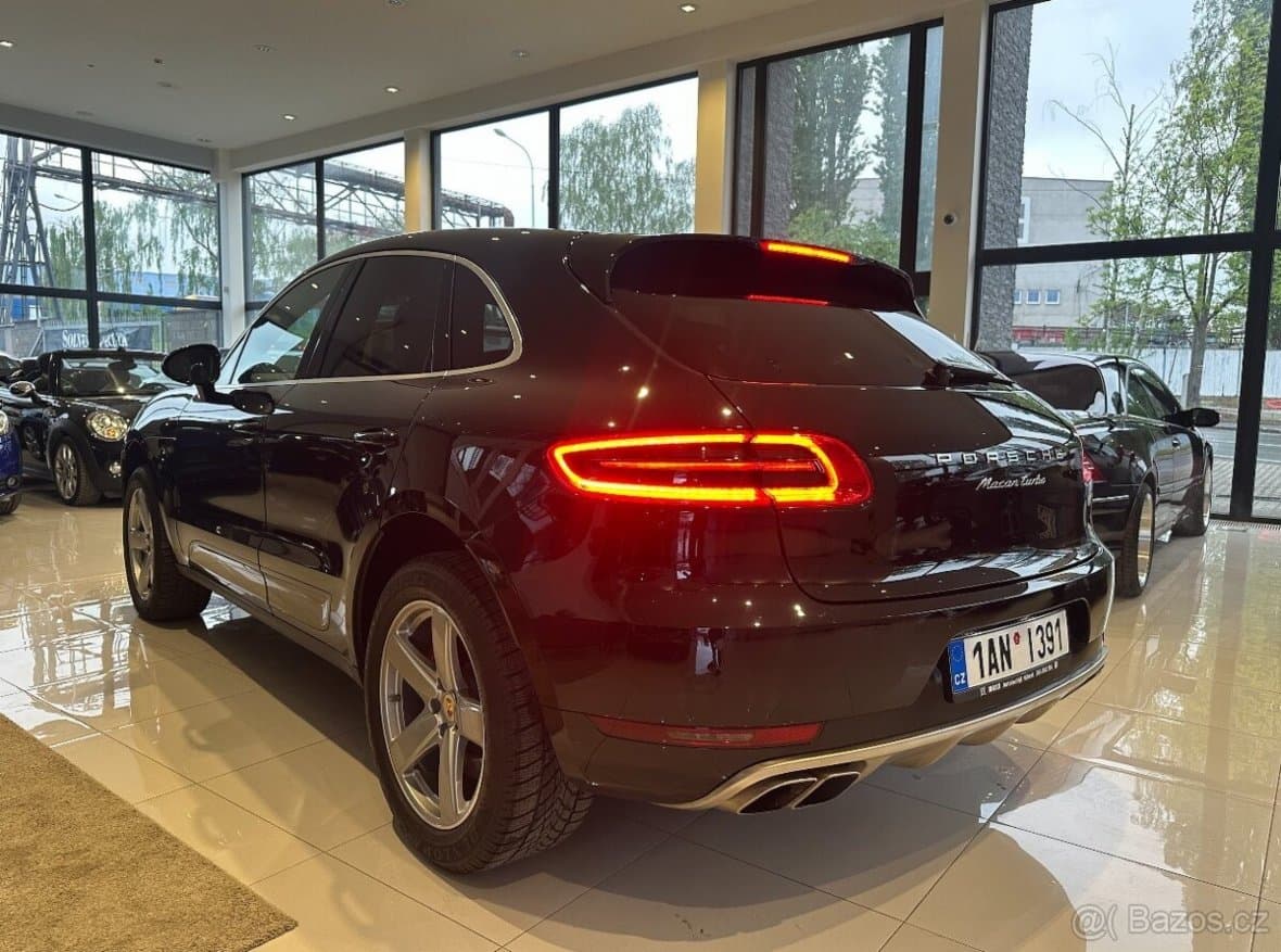 Porsche MACAN - 4