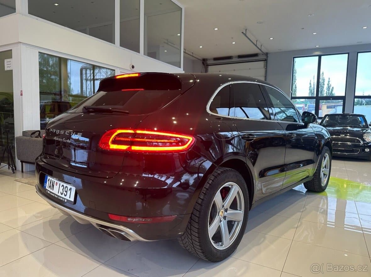Porsche MACAN - 9