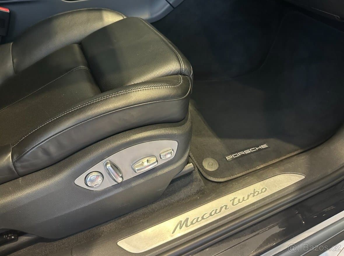 Porsche MACAN - 12