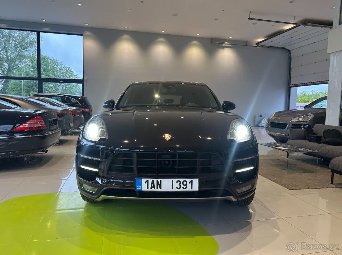 Porsche MACAN - 13