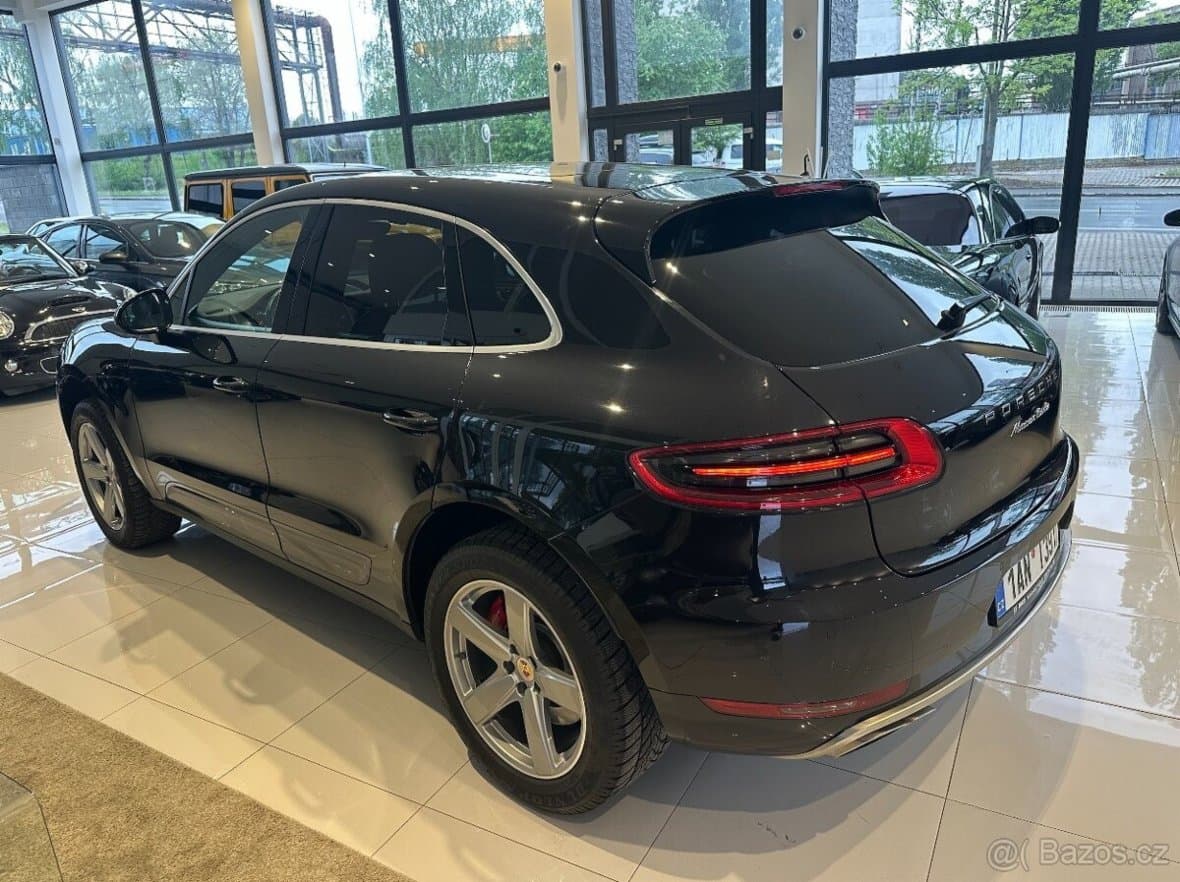 Porsche MACAN - 14