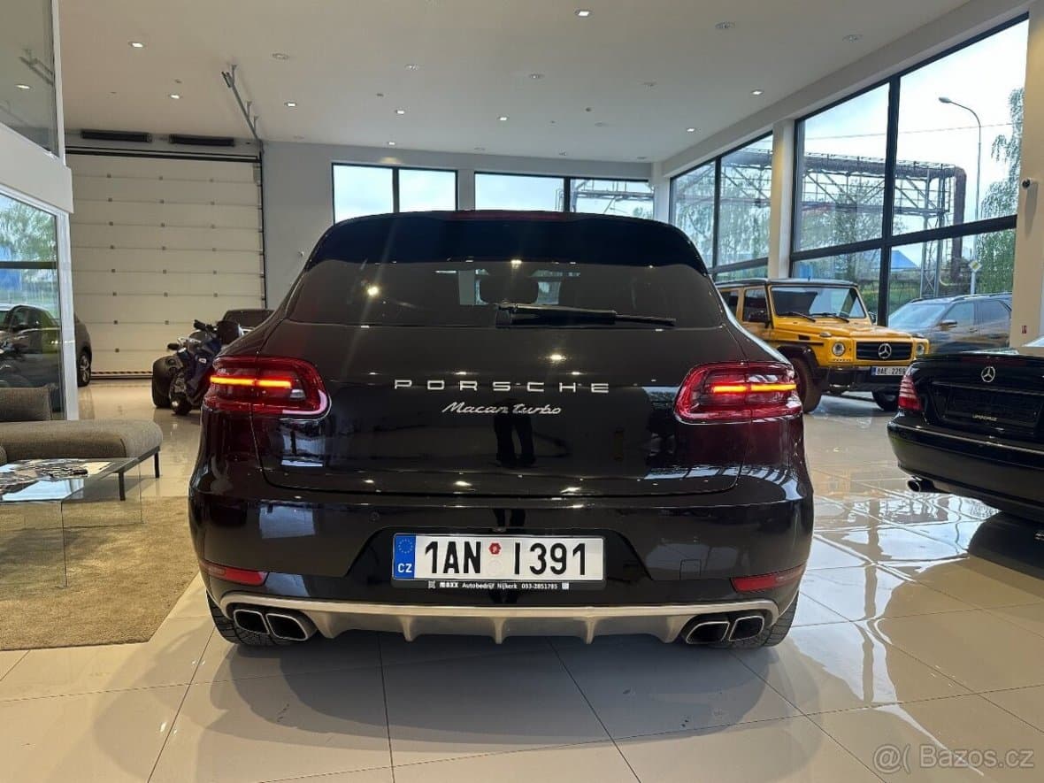 Porsche MACAN - 19