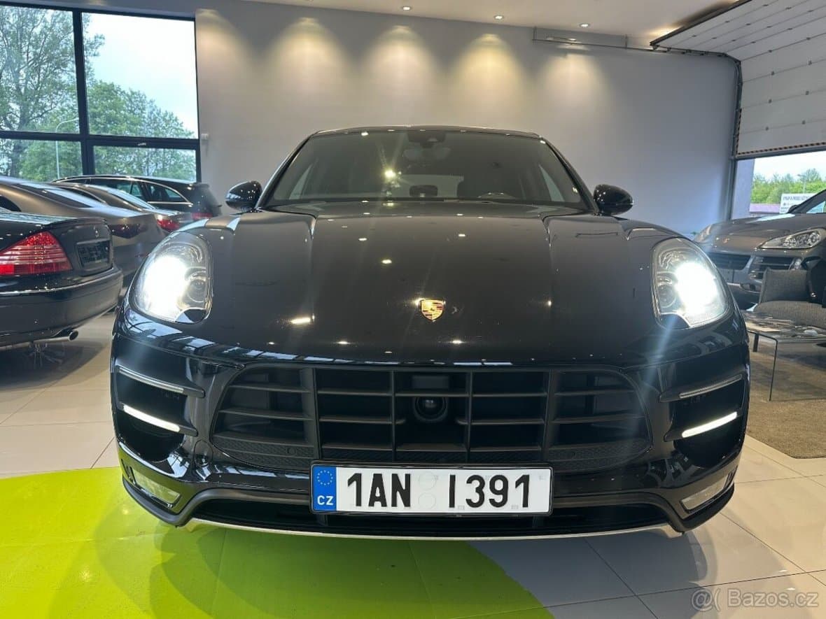 Porsche MACAN - 20