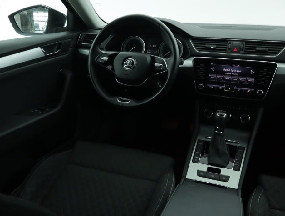 2021 Škoda SUPERB - 9