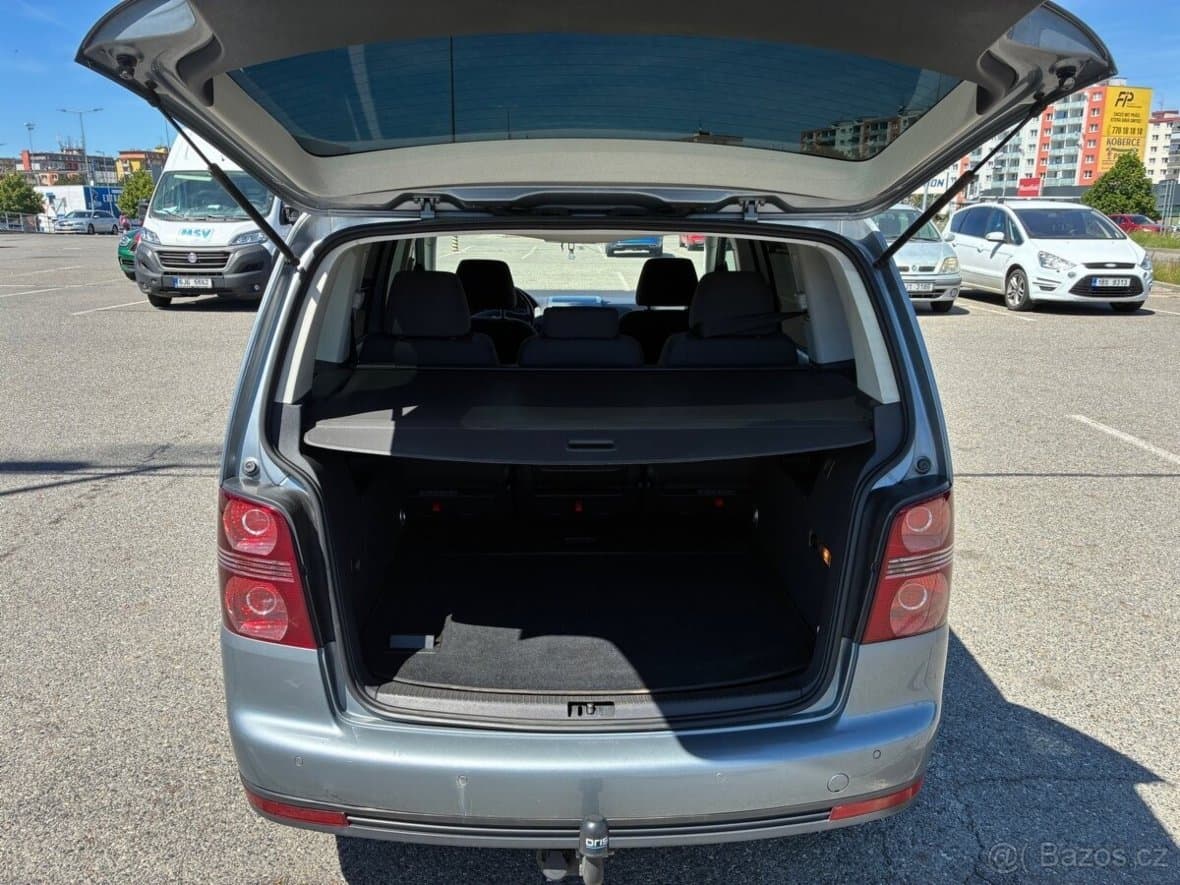 2010 Volkswagen TOURAN - 8