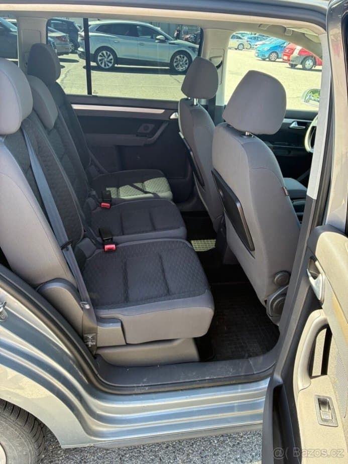 2010 Volkswagen TOURAN - 18