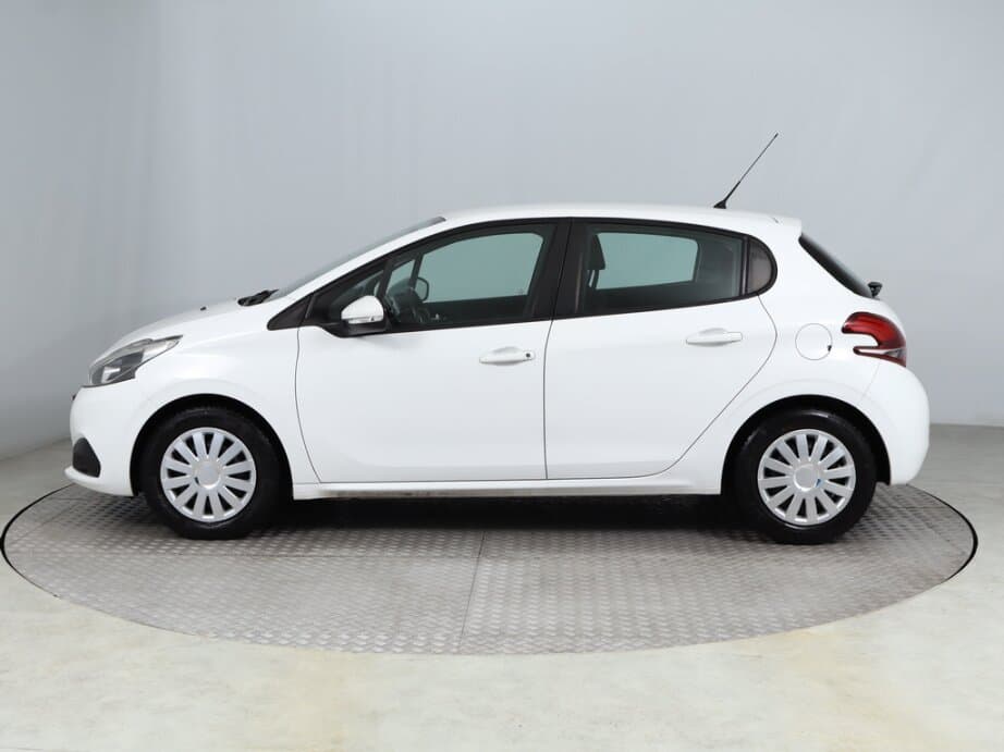 2017 Peugeot 208 - 4