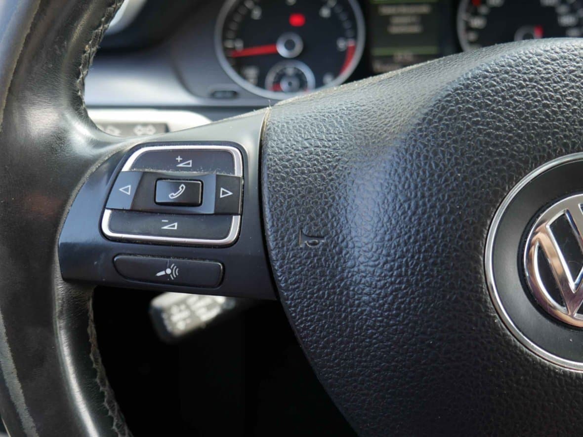 2013 Volkswagen PASSAT - 14