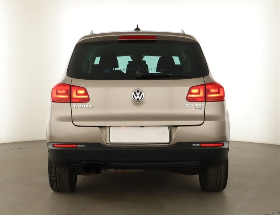2012 Volkswagen TIGUAN - 6