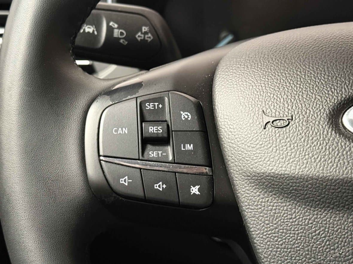 2022 Ford FOCUS - 16