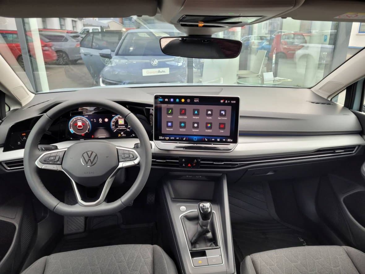 2025 Volkswagen GOLF - 11